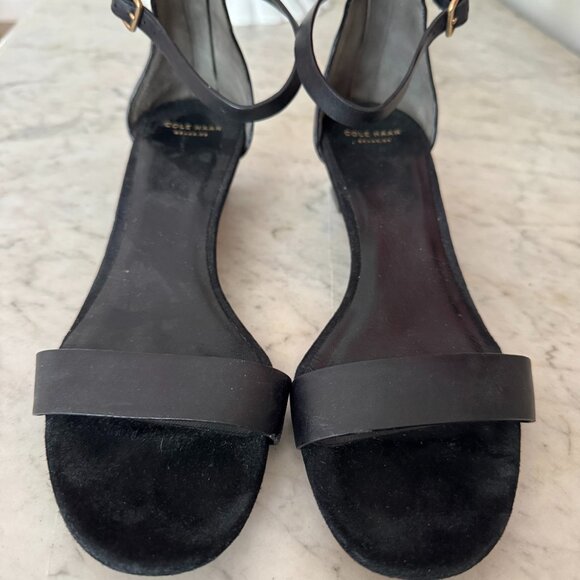 Cole Haan Women's flats - Picture 1 of 5